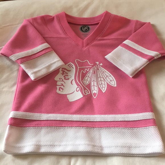 pink blackhawks jersey